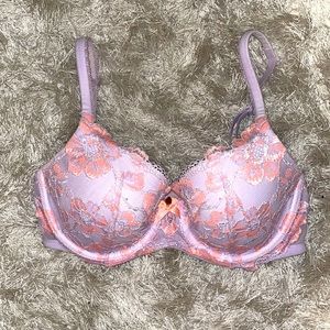 Victoria’s Secret Bra 34D